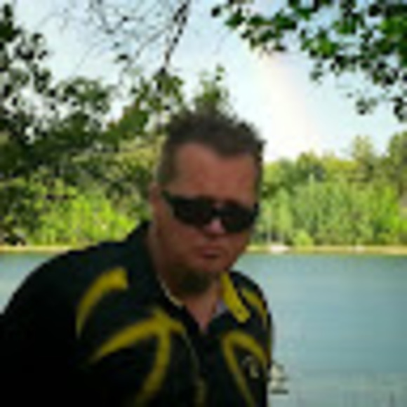 Bengt-erik Hellgren - Poshmark Profile Picture of Bengt-erik Hellgren (@hellgren10) on Poshmark