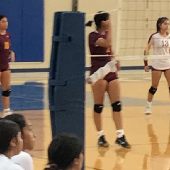 Profile Picture of Daniela Robledo (@drobledo2) on Poshmark