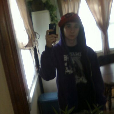 Profile Picture of Josh Marcello (@runningoutofbud) on Twitter