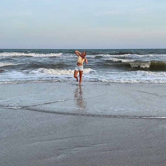 Profile Picture of 🌻 (@audreyp_11) on Tiktok