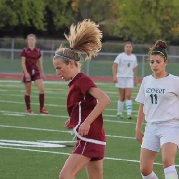 Profile Picture of Brynn Bearor (@brynnebearor) on Poshmark