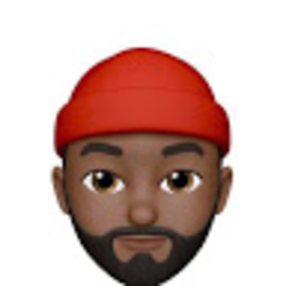 Profile Picture of Andrew Barr (@mrandrewbarr) on Poshmark