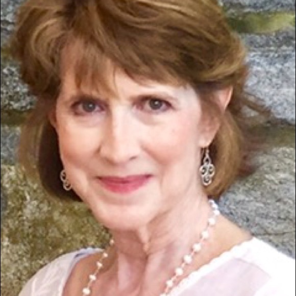 Profile Picture of Martha Weaver (@martha_weaver) on Poshmark