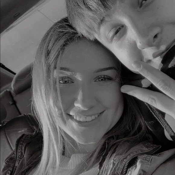 Jalynn Mcgilligan - Poshmark Profile Picture of Jalynn Mcgilligan (@jalynn1021) on Poshmark