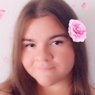 Profile Picture of ElaineWolfQueen🌹🐺 (@ElaineWolfQueen) on Twitter