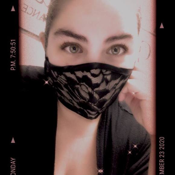 Profile Picture of Stephanie Cailler (@xostephxo90) on Poshmark