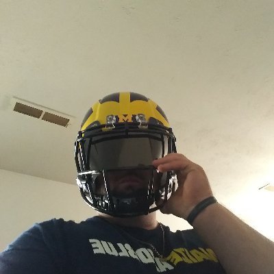 Profile Picture of Christopher Emigh (@christo38604953) on Twitter