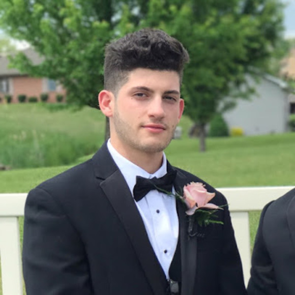 Profile Picture of Kyle Brockmann (@brockmannk98) on Poshmark