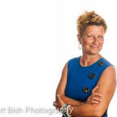 Profile Picture of Karen Brownlee (@brownlee_k) on Twitter