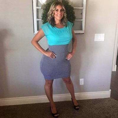 Profile Picture of Pamela (@PamelaHershey7) on Twitter