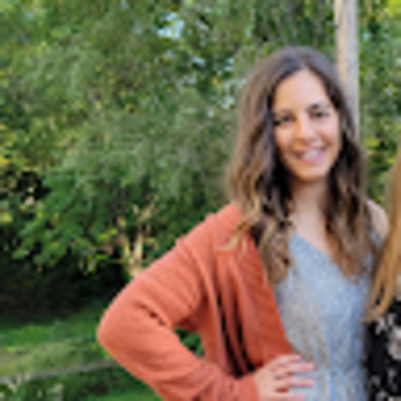 Brenna Wright - Poshmark Profile Picture of Brenna Wright (@brennawright877) on Poshmark