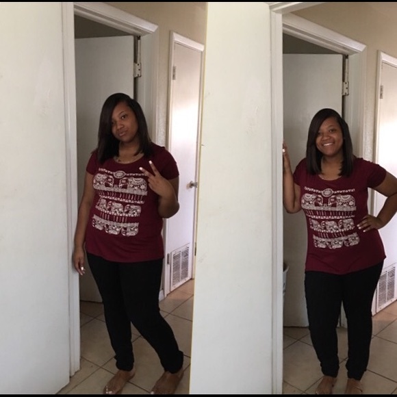 Profile Picture of Arielle Wright (@arielle1007) on Poshmark