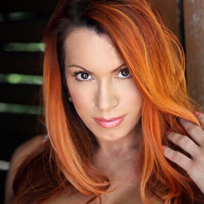 Profile Picture of April Hunter (@AprilHunter) on Twitter