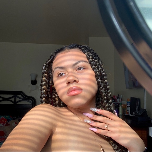 Profile Picture of Mariely Jimenez (@mariely3319) on Poshmark