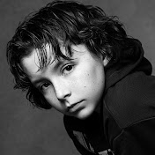 Profile Picture of Connor Esterson (@ConnorEsterson) on Youtube
