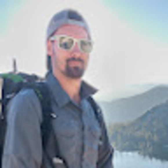 Profile Picture of Lucas Talbott (@lucasttr125) on Poshmark