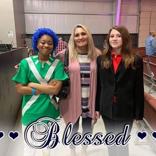 Profile Picture of Julia Darrow (@julia.darrow.77) on Facebook