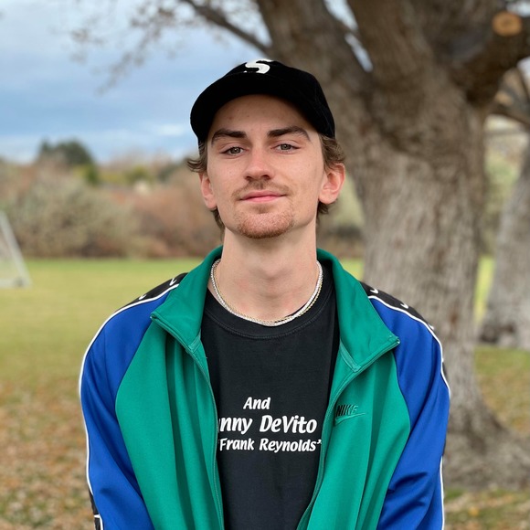 Profile Picture of Dylan Hettinger (@shadowpenguin) on Poshmark