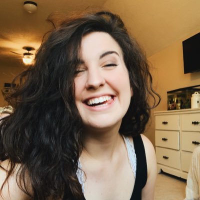 Profile Picture of Olivia Sharp (@oliviabsharp) on Twitter