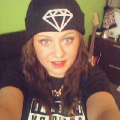 Profile Picture of Heather Kirkbride (@heathejade1995) on Twitter