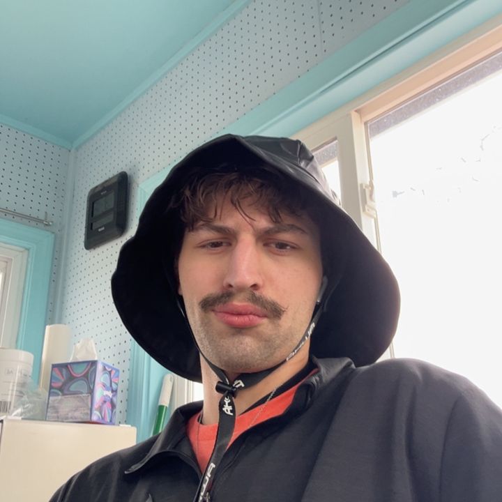 Profile Picture of   Tyler Lazarus... (@bignosesimp) on Tiktok