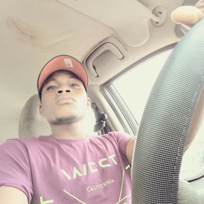 Profile Picture of Dave Spells (@daniel_sacker) on Twitter