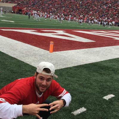 Profile Picture of Nick Kanavas (@Greek_thunder13) on Twitter