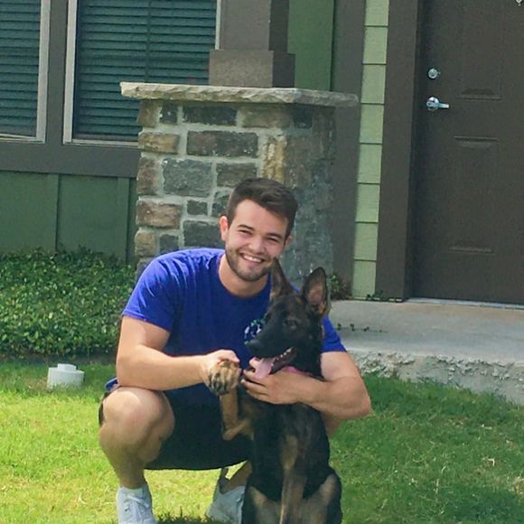 Profile Picture of Justin Snelling (@justsnelling) on Poshmark