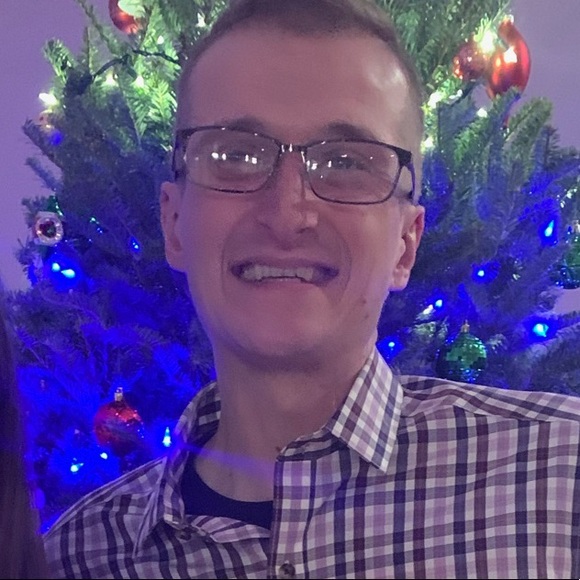 Profile Picture of Andrew Ellis (@drewdle253) on Poshmark