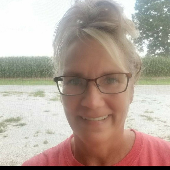 Profile Picture of Ladonna Reid (@ladonnareid67) on Poshmark