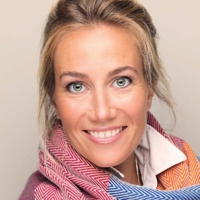 Profile Picture of Mrs Sophia Clay (@sophiaclay) on Twitter