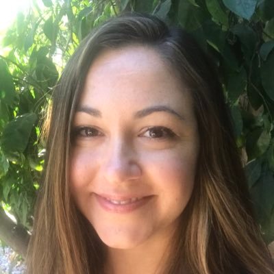Profile Picture of Jeannie Entin (@Injeannious) on Twitter