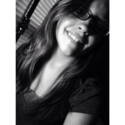 Profile Picture of Torii (@torikinney69) on Twitter