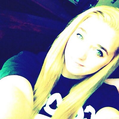 Profile Picture of Amber Briney (@ambertude) on Twitter