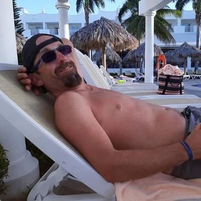 Profile Picture of Dave Bracey (@bracey3_dave) on Twitter