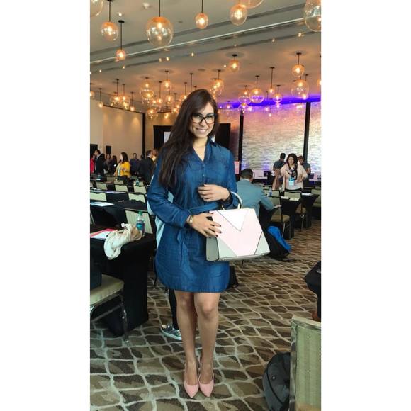 Profile Picture of Libia Ramos (@libiaramos11) on Poshmark