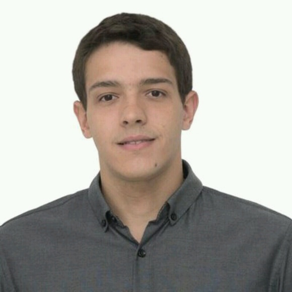 Profile Picture of John Edmonds (@ohndmond) on Poshmark