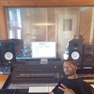 Profile Picture of Carlito Vanzandt (@tyson.cospy) on Facebook