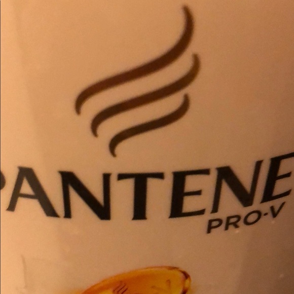 Profile Picture of Yolanda Alonso (@yolandaalonso) on Poshmark