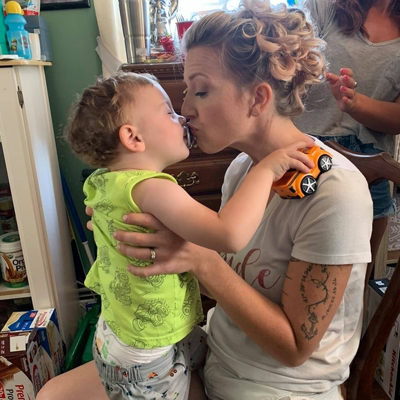 Profile Picture of Kate Flint (@katee64) on Poshmark