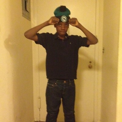 Profile Picture of Corey Haywood (@Livinn_Large) on Twitter