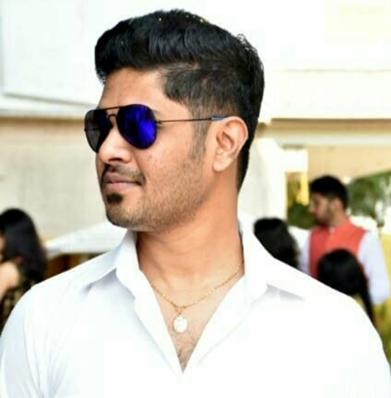 Profile Picture of Arun Gowda (@arungowda) on Poshmark