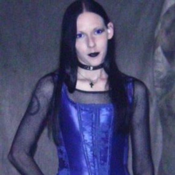 Profile Picture of Patches Coffman (@patchesc) on Poshmark