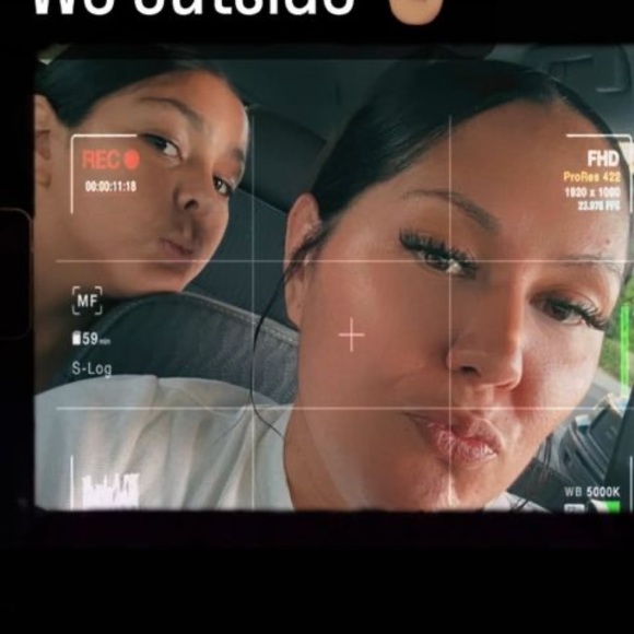 Profile Picture of Claudia Pichardo (@claudiaacardoza) on Poshmark