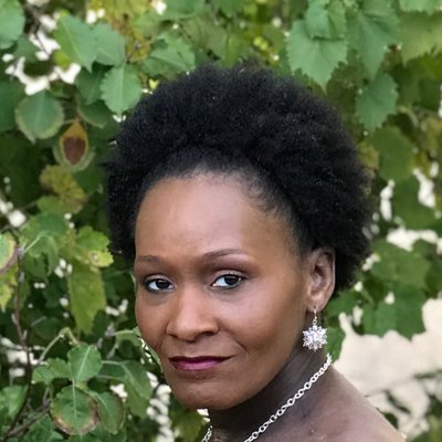 Profile Picture of Sabrina Oliver (@sabrinad1117) on Twitter