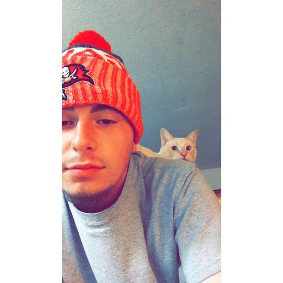 Profile Picture of Richey Litell (@rlitell) on Poshmark