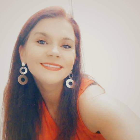Profile Picture of Tara Irwin (@tarapilgrim) on Poshmark
