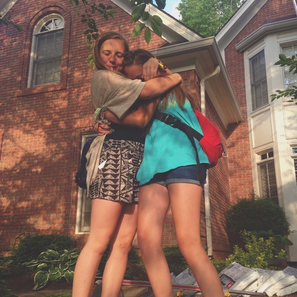 Profile Picture of Caitlin Burrows (@caitlinburr) on Poshmark