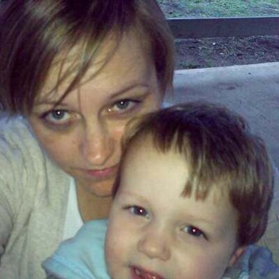 Profile Picture of Shelley Mitchell (@shell2702) on Twitter