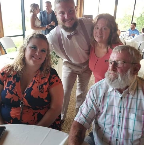 Profile Picture of Lori Adams (@lorikay6390) on Poshmark